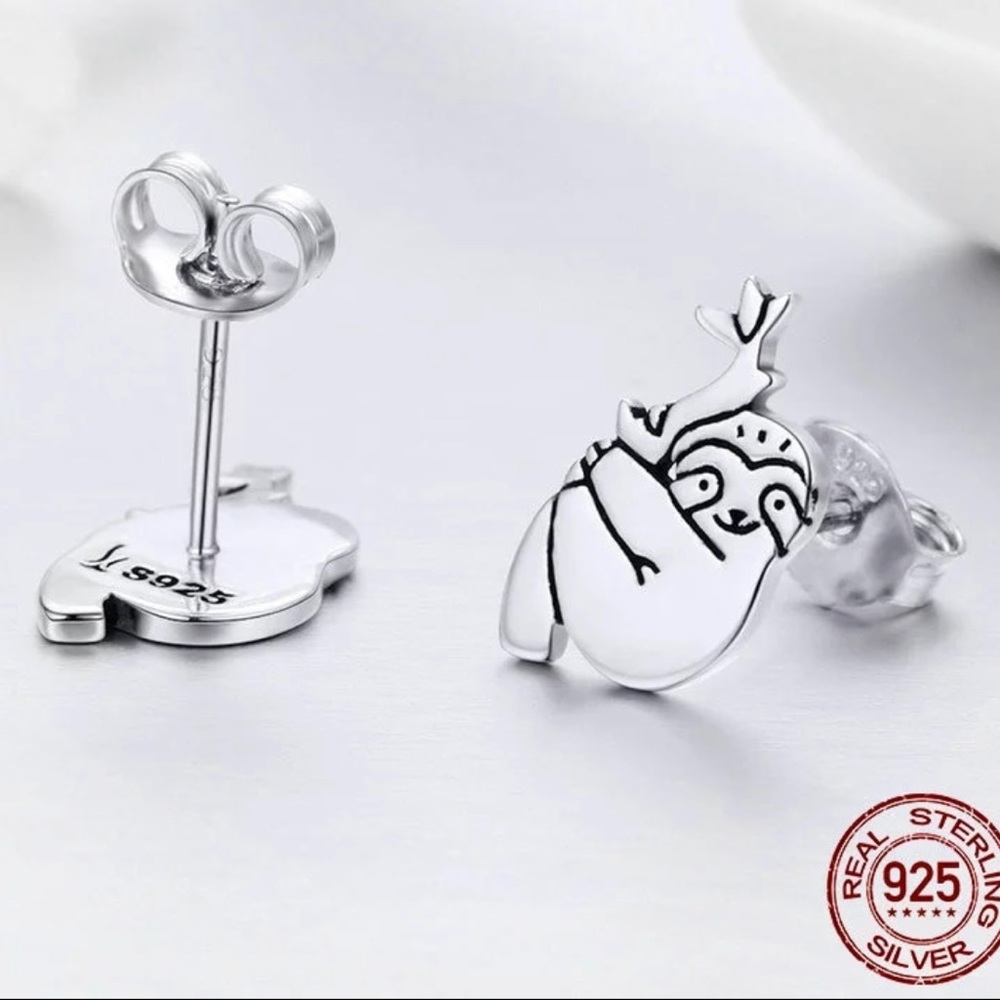 5โญ๏ธ Best-Seller! Sterling Silver Sloth Earrings ๐ - Picture 2 of 4